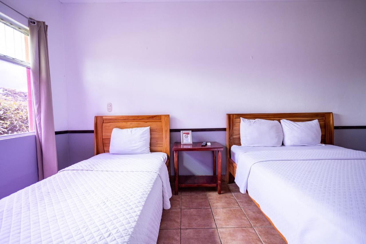 Hotel El Rancho Quepos Exteriör bild