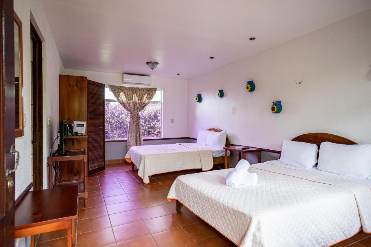 Hotel El Rancho Quepos Exteriör bild